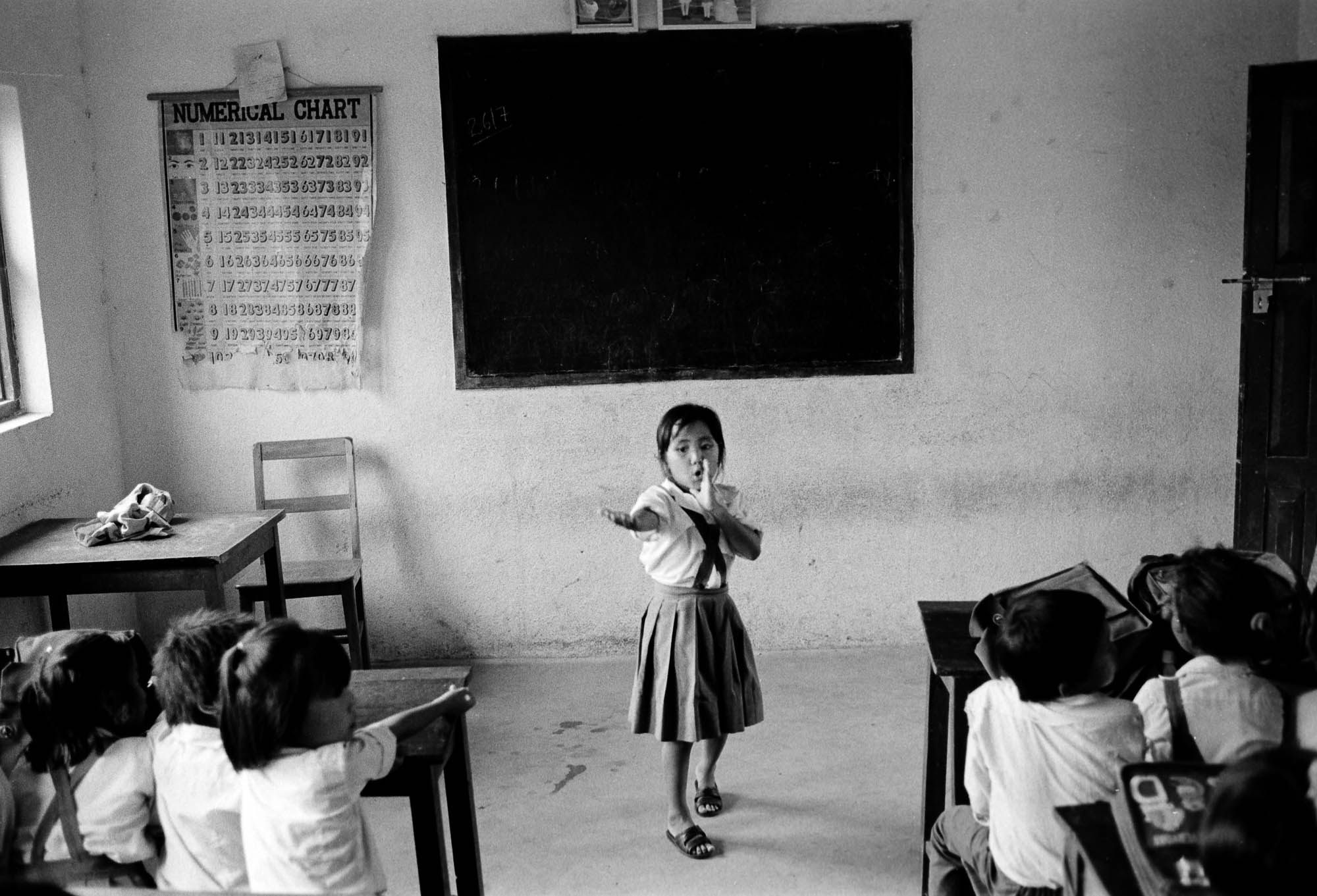 Tibetans in dharmsala 33
