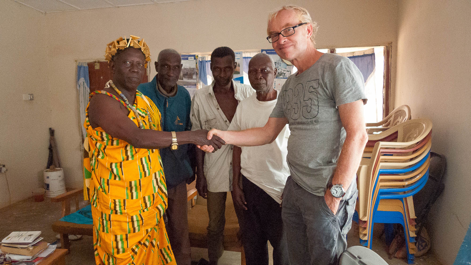 Shaking hands with the mayor of the African village Ayoma in Ghana